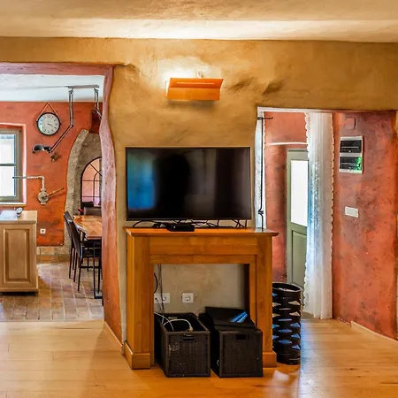 Uljar With Side - Exclusive Istria, Jakomici * Pican